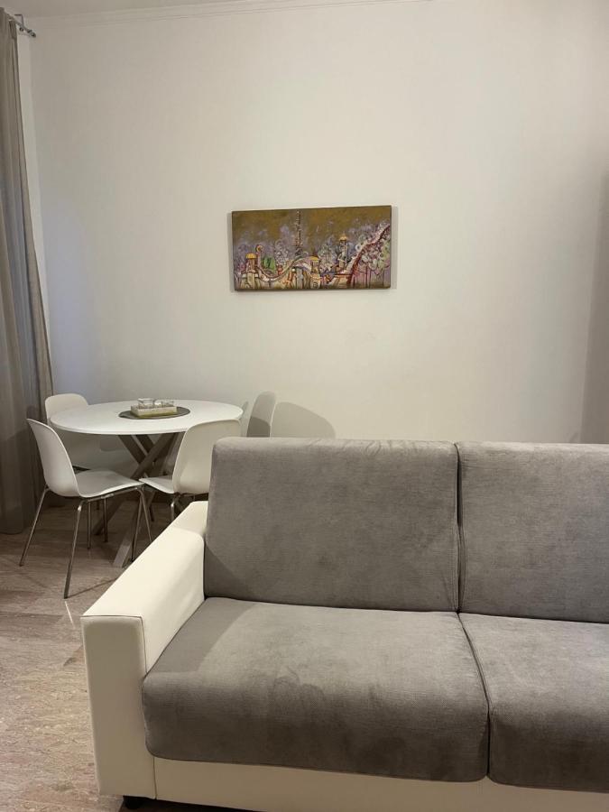 Apartmán Ampio Bilocale A Milano Exteriér fotografie